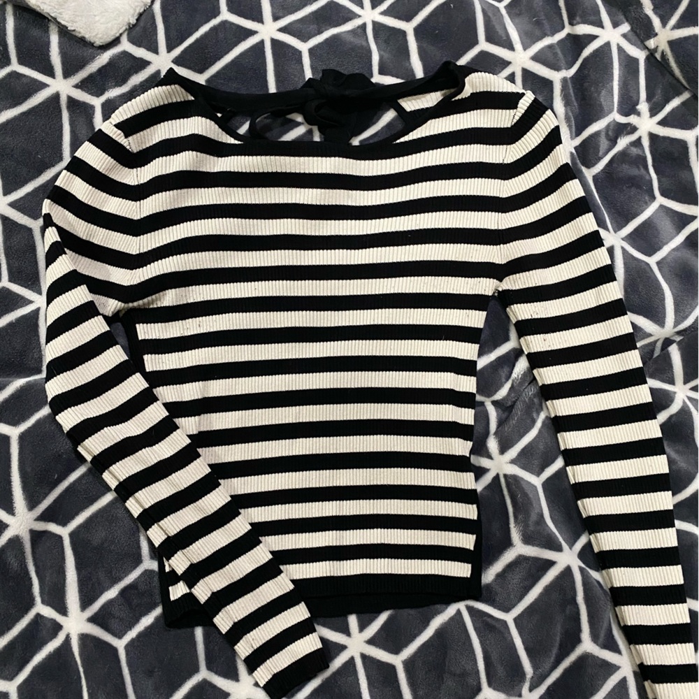 Zara open back sweater